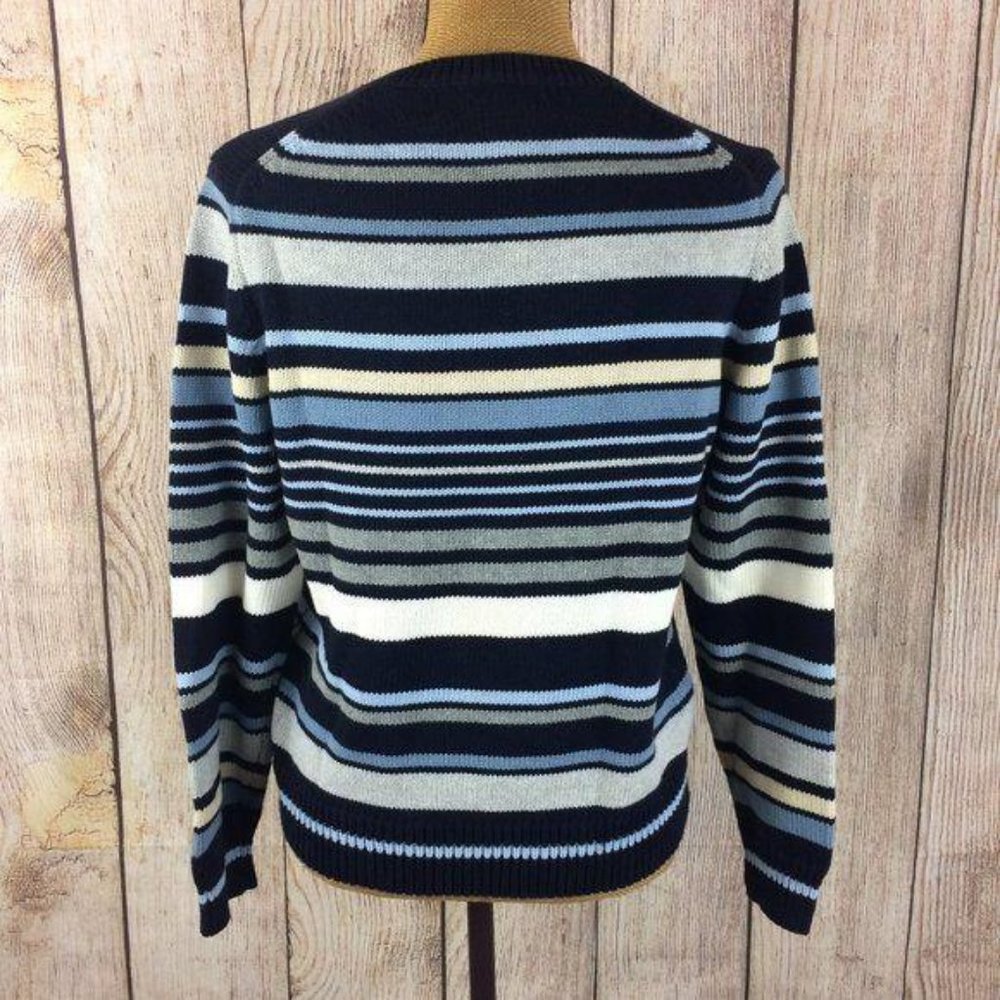 *SOLD* St John's Bay NWT Classic V-Neck Sweater Sz MP - Picture 2 of 9